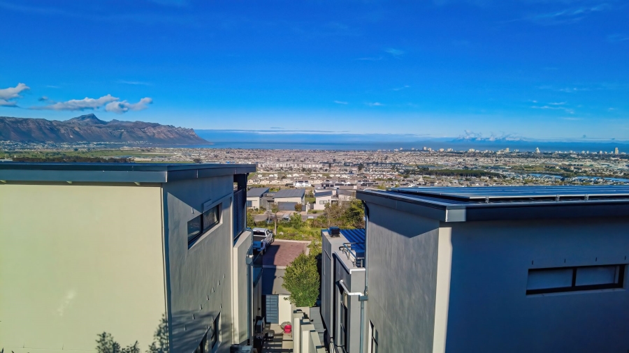 3 Bedroom Property for Sale in Fairhaven Country Estate Western Cape